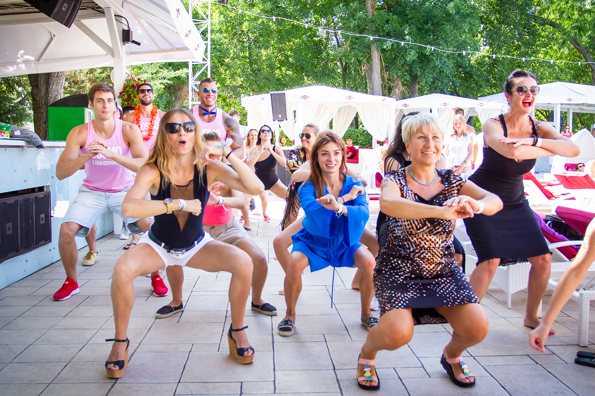 Это Одесса, детка: как прошла летняя вечеринка Cosmopolitan 20 years Summer Party