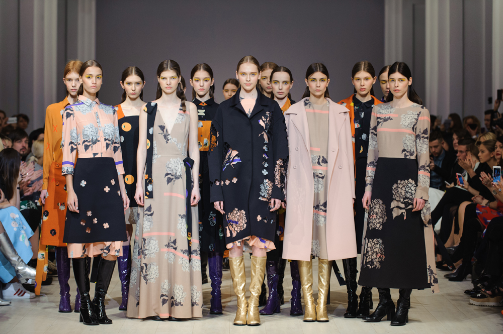 Искусство и контрасты: показ Poustovit на Ukrainian Fashion Week