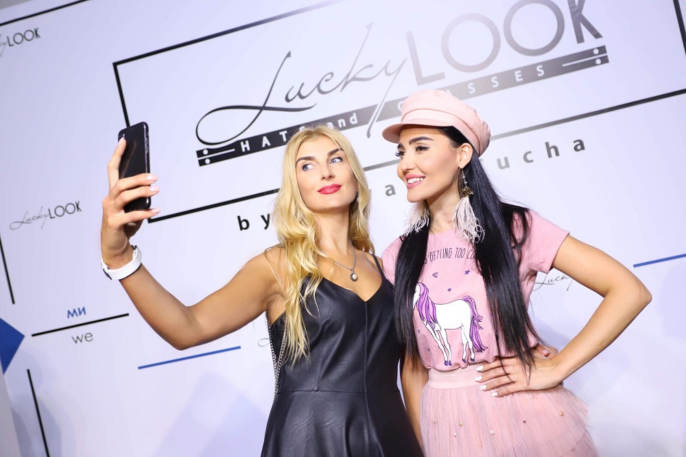 На любой вкус: на UFW представили головные уборы от бренда LuckyLOOK