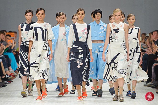 Весенняя краса: показ Poustovit на Ukrainian Fashion Week