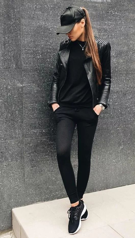 15 стильных идей с чем носить кожаную куртку весной