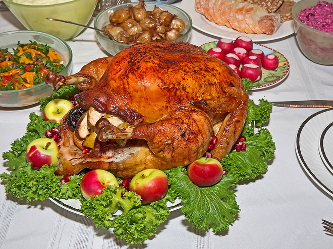 Блюда горячие из мяса на Новый год 2019: обзор вкуснейших угощений