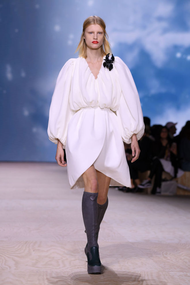 Джастін Тімберлейк, Джессіка Біл, Катрін Деньов на показі Louis Vuitton SS20