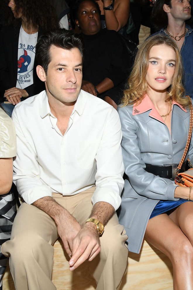 Джастін Тімберлейк, Джессіка Біл, Катрін Деньов на показі Louis Vuitton SS20