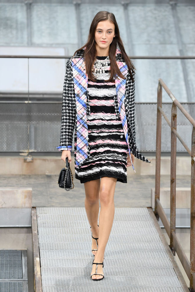 Джиджи Хадід врятувала показ Chanel SS20 від скандалу