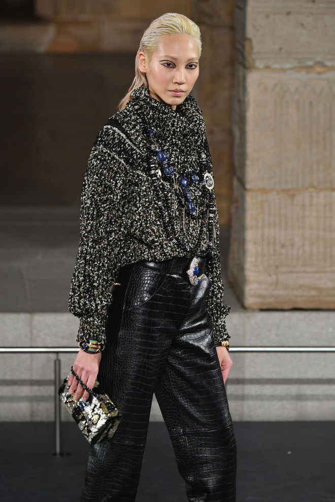 Египетские мотивы: коллекция Chanel Pre-Fall 2019