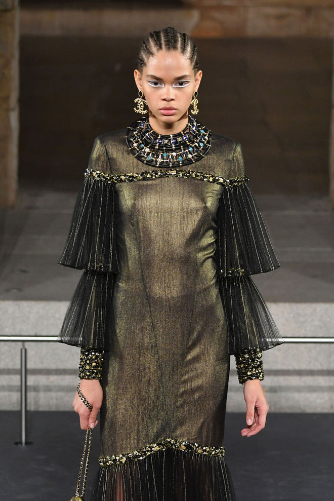 Египетские мотивы: коллекция Chanel Pre-Fall 2019