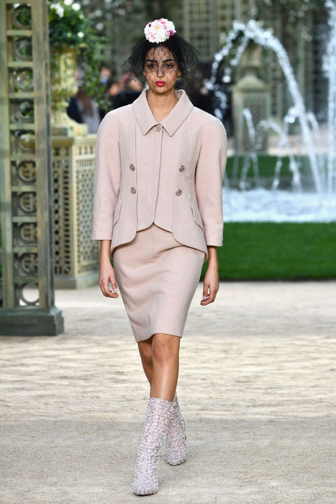 Французская роскошь: показ Chanel Haute Couture весна-лето 2018
