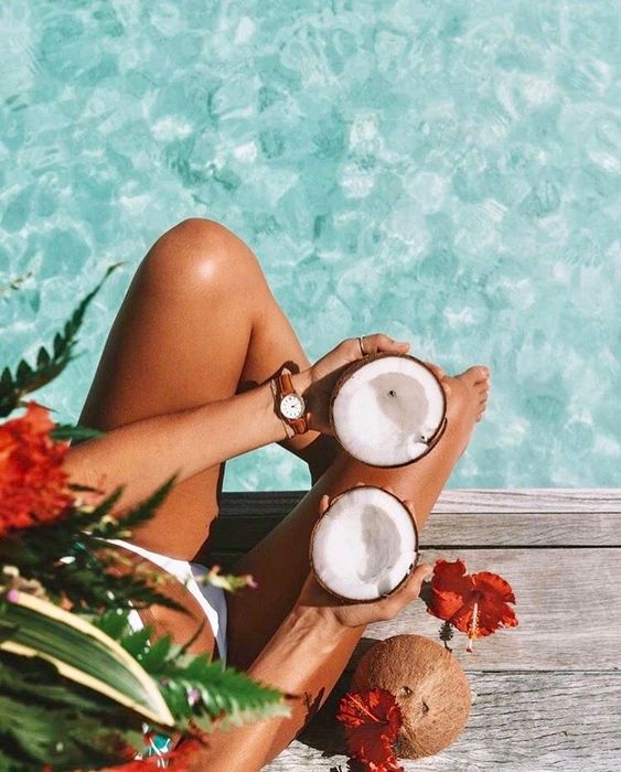 Insta-шпаргалка: 15 поз для фото возле бассейна