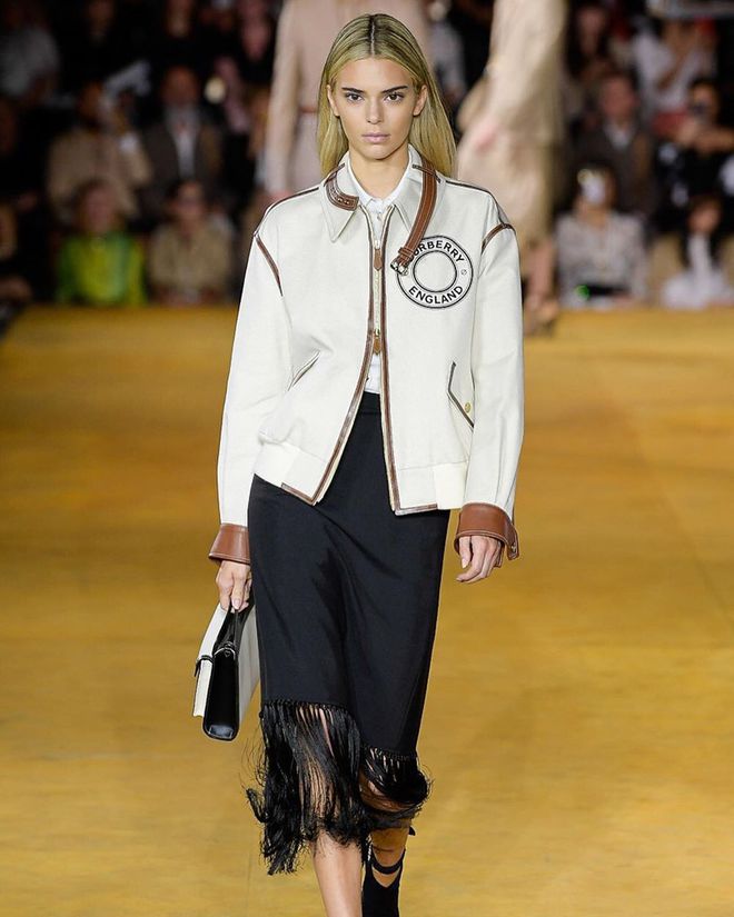 Ирина Шейк, Кендалл Дженнер, сестры Хадид – показ Burberry собрал на подиуме всех топ-моделей