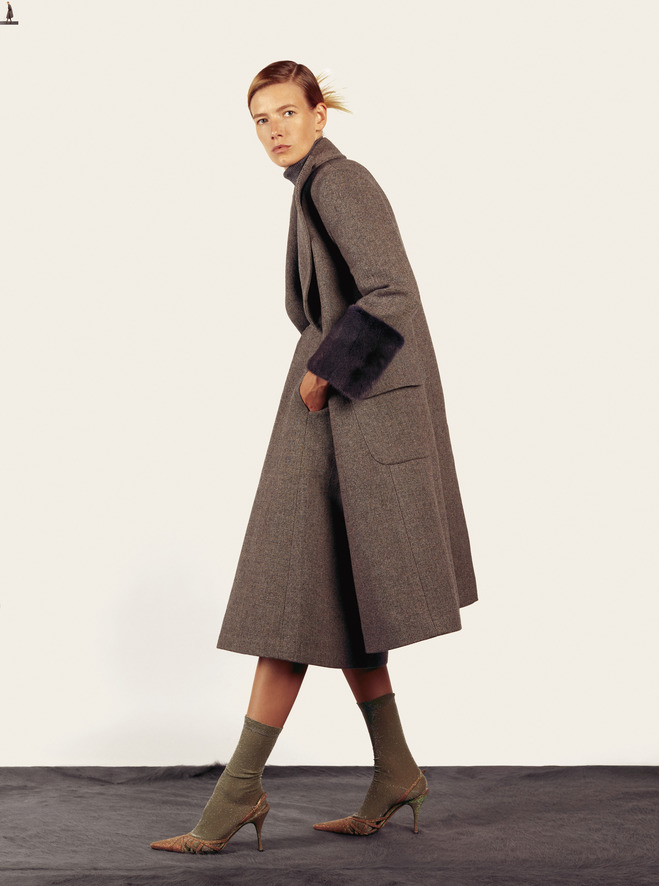 Как должна выглядеть современная женщина: лукбук Victoria Gres FW`18-19