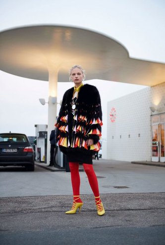 Как носить один цвет: 3 важных урока от модного дома Givenchy
