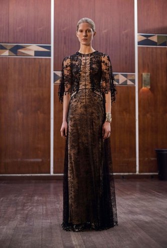 Как носить один цвет: 3 важных урока от модного дома Givenchy
