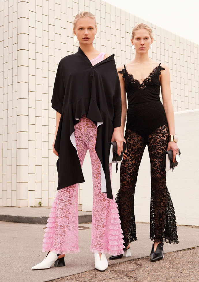 Как носить один цвет: 3 важных урока от модного дома Givenchy
