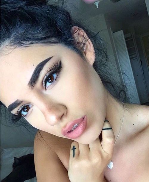Make-up антирейтинг: какой макияж вышел из моды этой осенью?