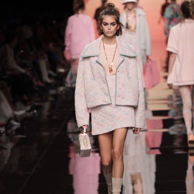 Max Mara, Emporio Armani и Fendi – модные показы второго дня Недели моды в Милане 2019