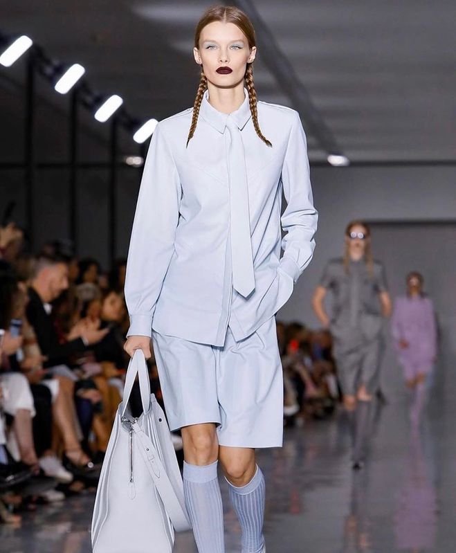 Max Mara, Emporio Armani и Fendi – модные показы второго дня Недели моды в Милане 2019