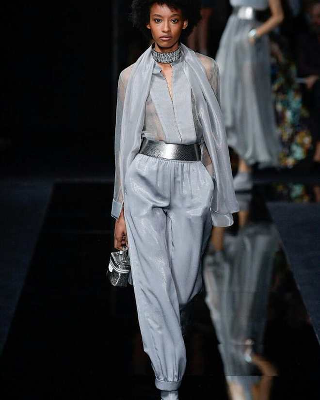 Max Mara, Emporio Armani и Fendi – модные показы второго дня Недели моды в Милане 2019