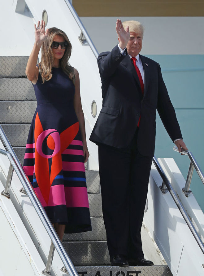 Мелания Трамп надела яркое платье от Delpozo (фото)