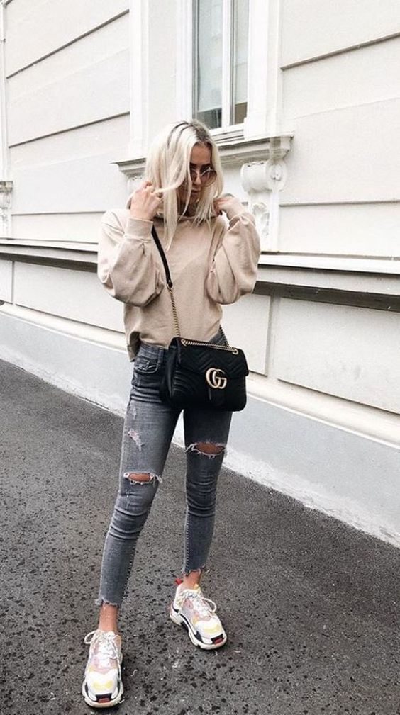 Must-have: 10 пар обуви, которые должны быть у каждой девушки
