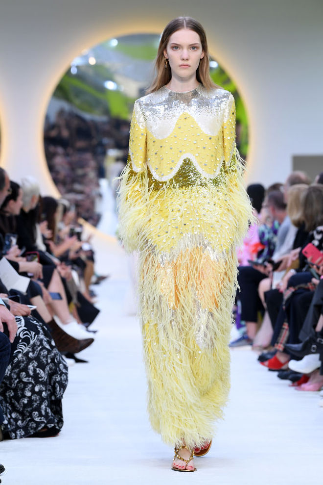 Наоми Кэмпбелл, Амбер Валетта и Кайя Гербер на показе Valentino SS20