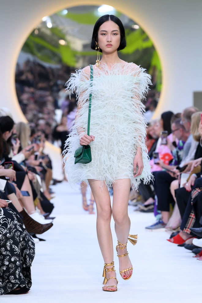 Наоми Кэмпбелл, Амбер Валетта и Кайя Гербер на показе Valentino SS20