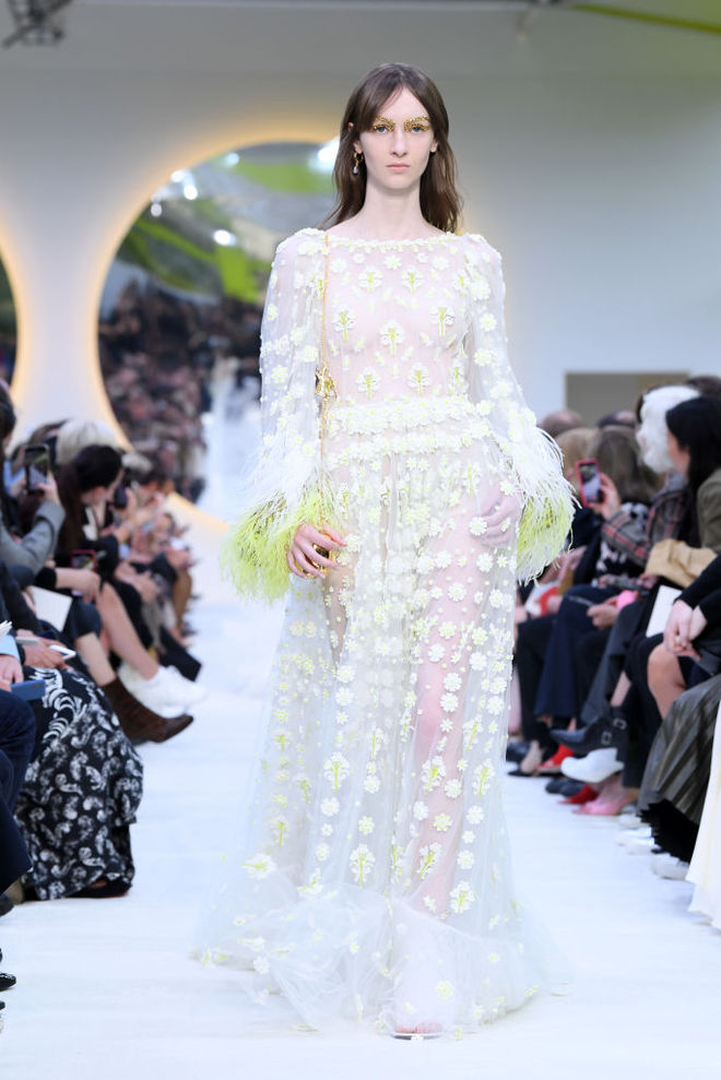 Наоми Кэмпбелл, Амбер Валетта и Кайя Гербер на показе Valentino SS20