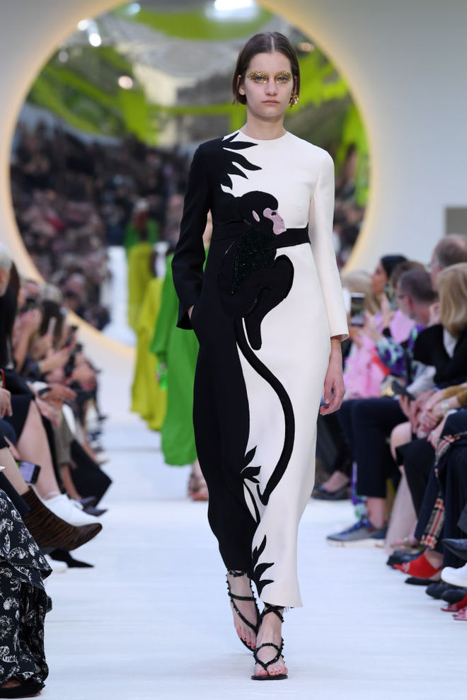 Наоми Кэмпбелл, Амбер Валетта и Кайя Гербер на показе Valentino SS20