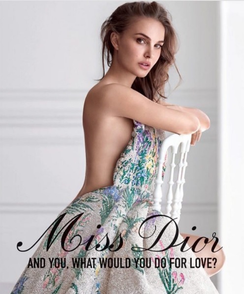 Натали Портман снялась обнаженной в новой рекламной кампании аромата Miss Dior (фото)