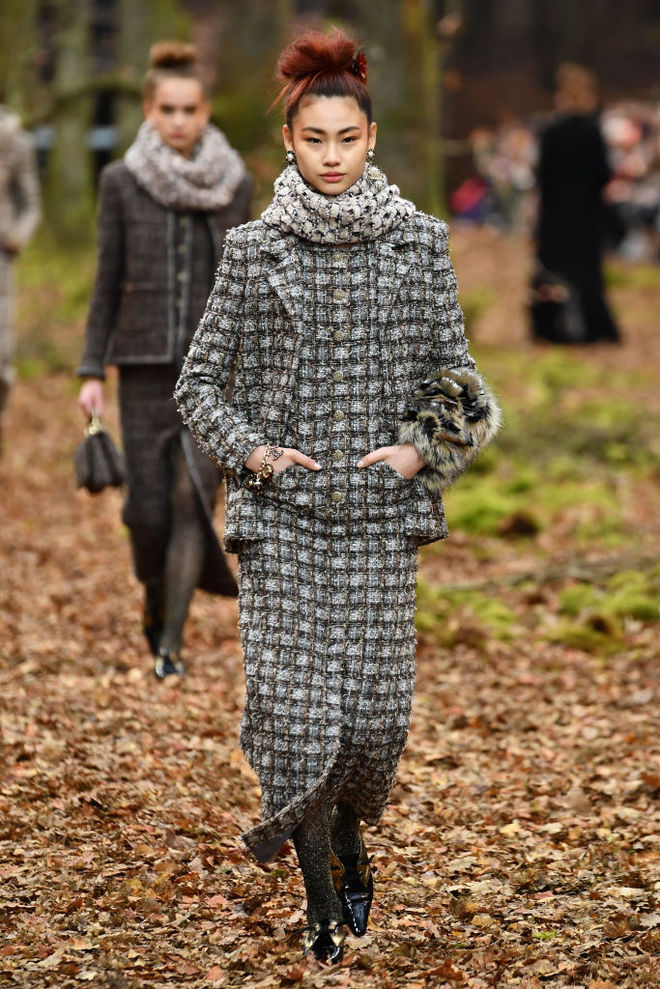 Осенний лес: показ Chanel осень-зима 2018/2019