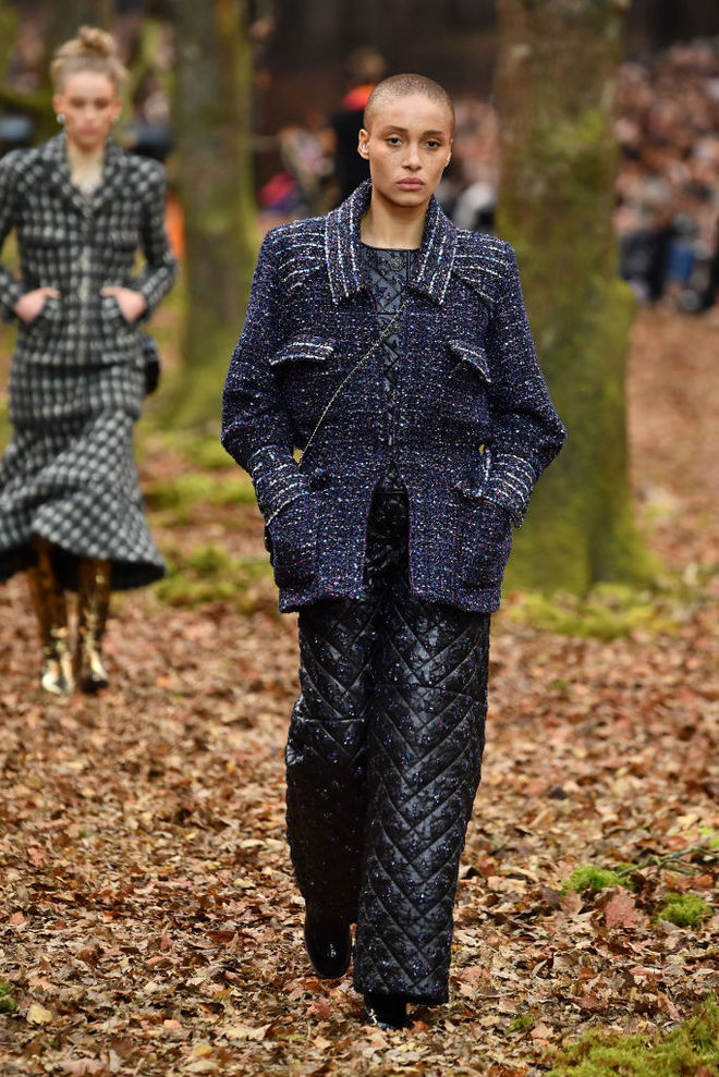 Осенний лес: показ Chanel осень-зима 2018/2019