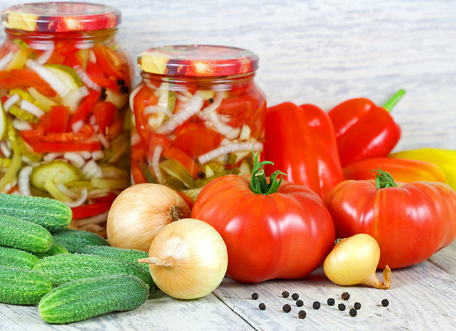 Салаты на зиму: рецепты вкусной заготовки летних овощей