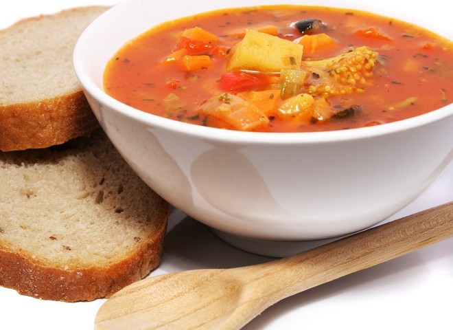 Солянка сборная мясная: рецепт замечательного ужина