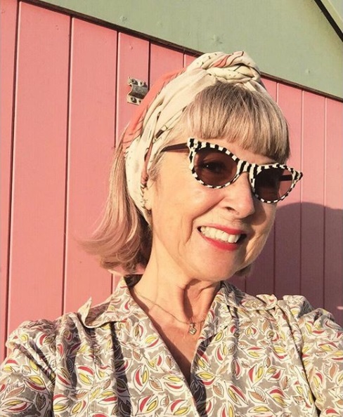 Стареть красиво: 68-летняя блогер Сюзи Грант покоряет Instagram