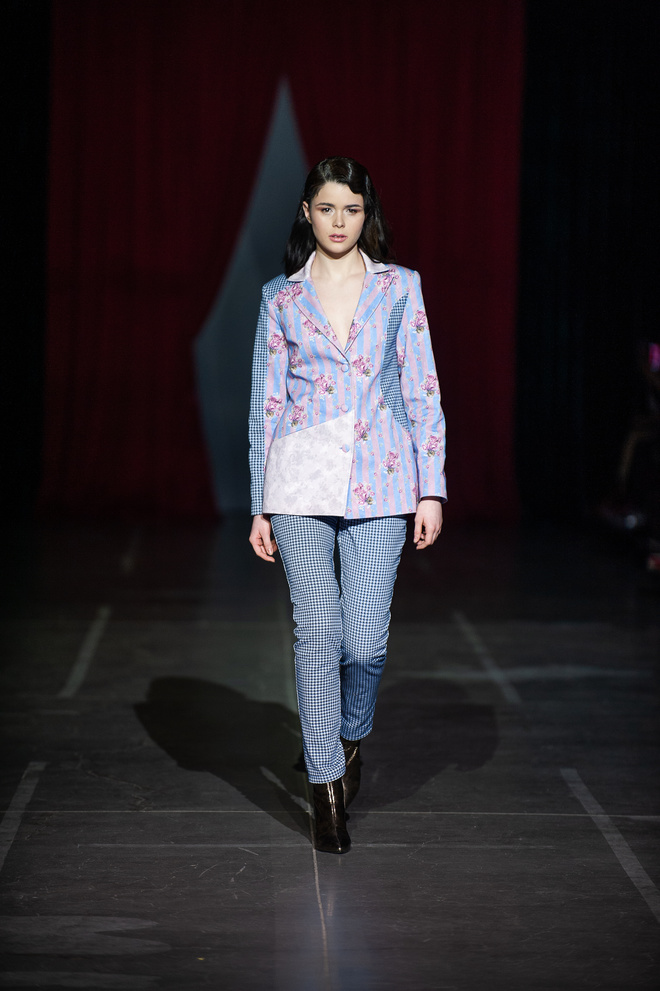 UFW FW19-20: показ DARJA DONEZZ