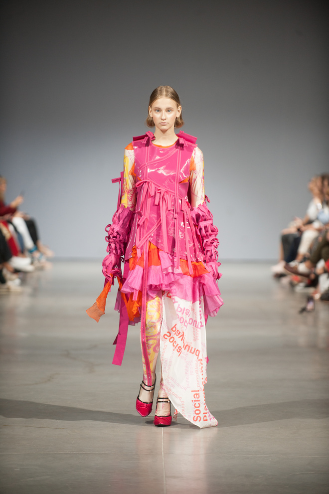 Ukrainian Fashion Week SS19: показ YELIZAVETA VOLOSOVSKA