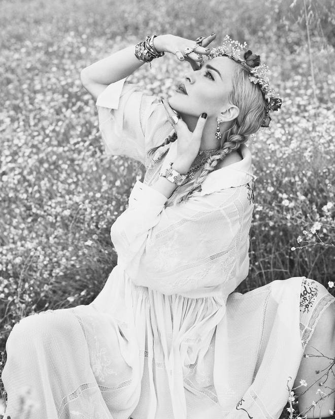 В честь 60-летия: Мадонна снялась в чувственной фотосъемке для Vogue