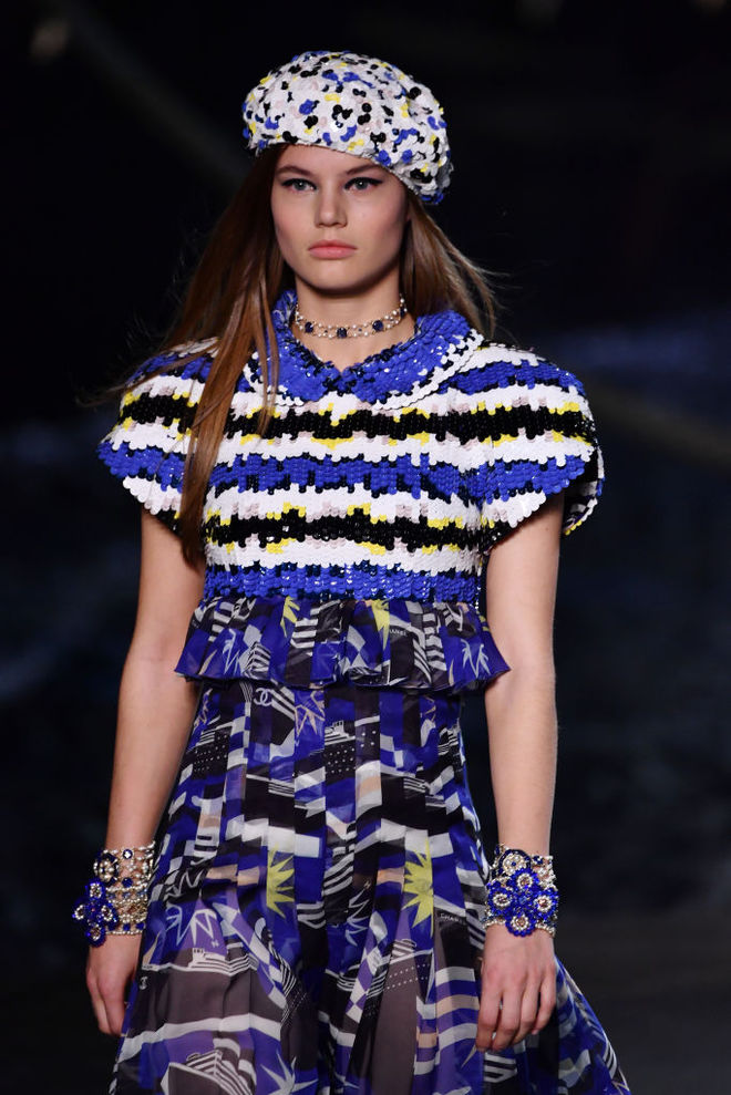 В морском стиле: круизная коллекция Chanel 2018/2019