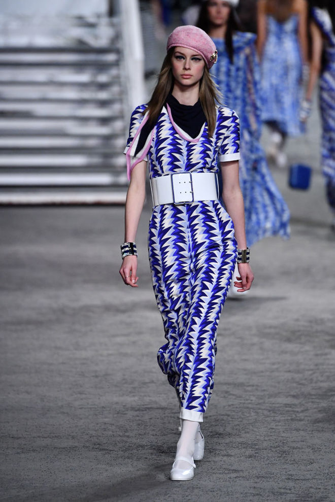 В морском стиле: круизная коллекция Chanel 2018/2019